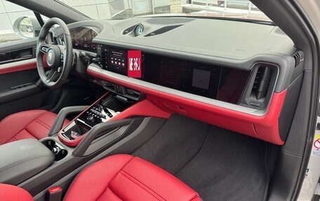 Porsche Cayenne III, 2025 год, 18 700 000 рублей, 22 фотография
