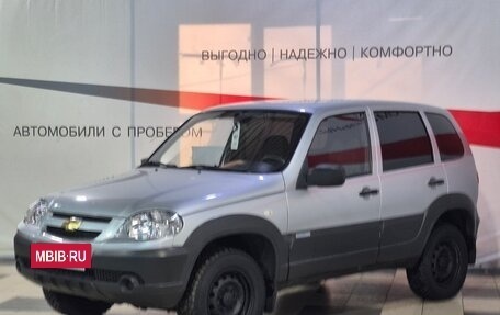 Chevrolet Niva I рестайлинг, 2011 год, 549 000 рублей, 3 фотография