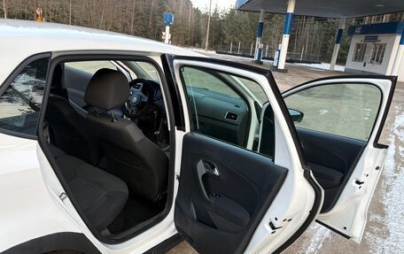 Volkswagen Polo VI (EU Market), 2011 год, 500 000 рублей, 15 фотография