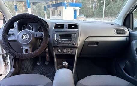 Volkswagen Polo VI (EU Market), 2011 год, 500 000 рублей, 19 фотография