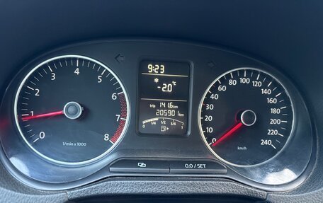 Volkswagen Polo VI (EU Market), 2011 год, 500 000 рублей, 21 фотография