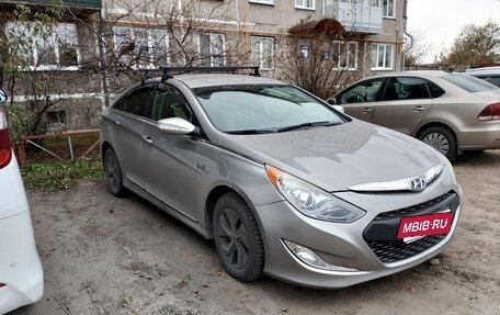Hyundai Sonata VI, 2012 год, 1 509 000 рублей, 2 фотография