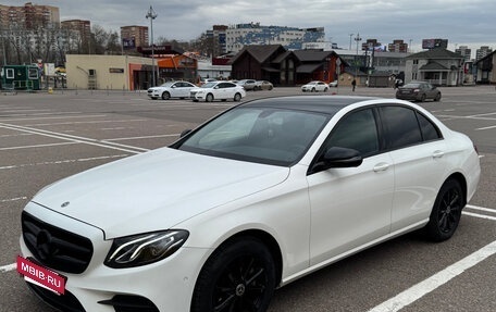 Mercedes-Benz E-Класс, 2017 год, 3 000 000 рублей, 11 фотография