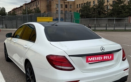 Mercedes-Benz E-Класс, 2017 год, 3 000 000 рублей, 8 фотография