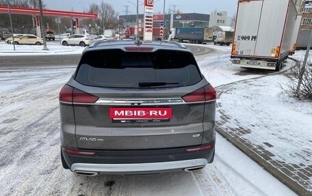 Geely Atlas, 2024 год, 2 300 000 рублей, 4 фотография