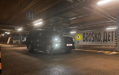 Toyota Land Cruiser 200, 2016 год, 6 200 000 рублей, 8 фотография