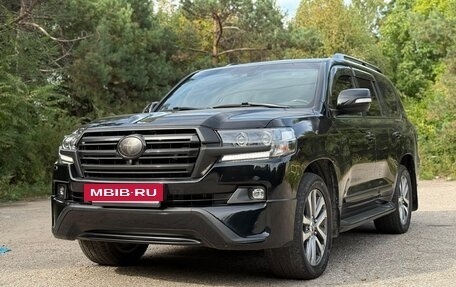 Toyota Land Cruiser 200, 2016 год, 6 200 000 рублей, 2 фотография