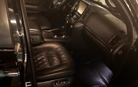 Toyota Land Cruiser 200, 2016 год, 6 200 000 рублей, 9 фотография