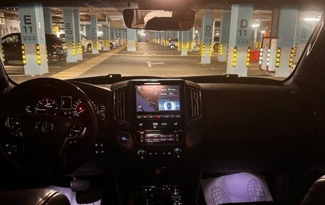 Toyota Land Cruiser 200, 2016 год, 6 200 000 рублей, 14 фотография