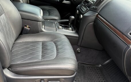 Toyota Land Cruiser 200, 2016 год, 6 200 000 рублей, 21 фотография