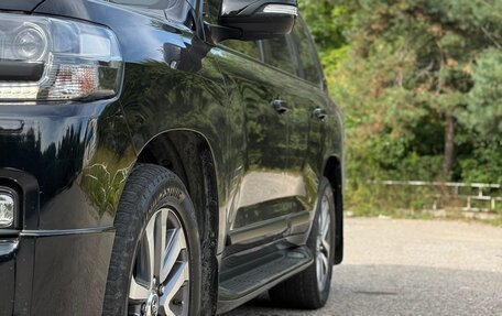 Toyota Land Cruiser 200, 2016 год, 6 200 000 рублей, 26 фотография