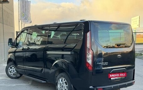 Ford Tourneo Custom I рестайлинг, 2014 год, 1 650 000 рублей, 3 фотография