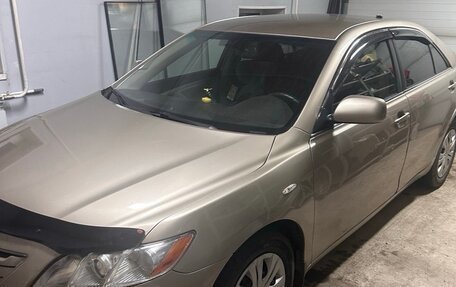 Toyota Camry, 2006 год, 930 000 рублей, 2 фотография