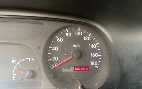 KIA Sportage IV рестайлинг, 2001 год, 350 000 рублей, 9 фотография