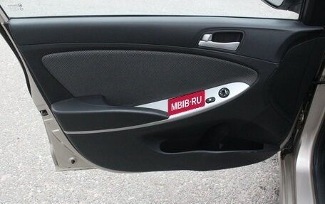 Hyundai Solaris II рестайлинг, 2011 год, 657 000 рублей, 8 фотография