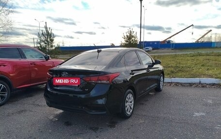 Hyundai Solaris II рестайлинг, 2017 год, 1 250 000 рублей, 3 фотография