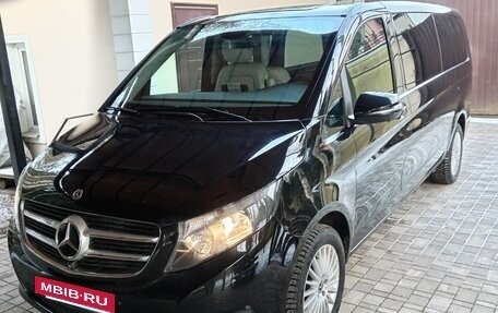 Mercedes-Benz V-Класс, 2018 год, 4 900 000 рублей, 7 фотография