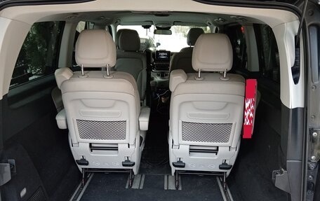 Mercedes-Benz V-Класс, 2018 год, 4 900 000 рублей, 11 фотография