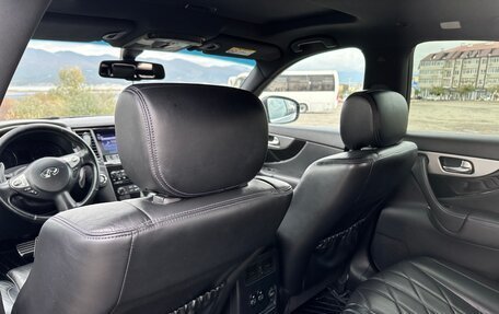 Infiniti QX70, 2014 год, 2 930 000 рублей, 12 фотография