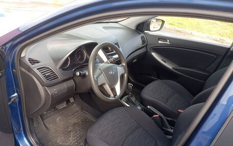 Hyundai Solaris II рестайлинг, 2015 год, 750 000 рублей, 7 фотография