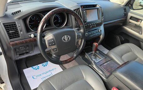 Toyota Land Cruiser 200, 2010 год, 3 190 000 рублей, 13 фотография