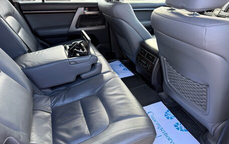 Toyota Land Cruiser 200, 2010 год, 3 190 000 рублей, 16 фотография