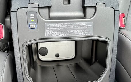 Toyota Land Cruiser 200, 2010 год, 3 190 000 рублей, 21 фотография