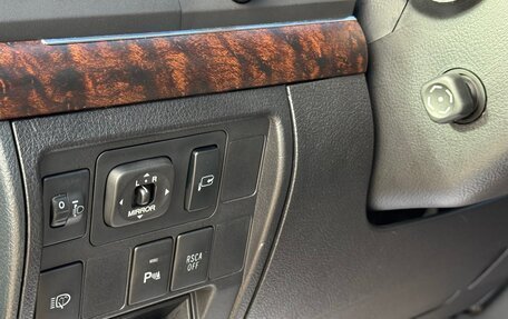 Toyota Land Cruiser 200, 2010 год, 3 190 000 рублей, 24 фотография