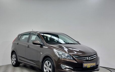 Hyundai Solaris II рестайлинг, 2016 год, 999 000 рублей, 3 фотография