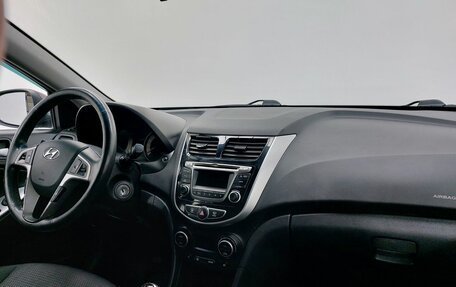 Hyundai Solaris II рестайлинг, 2016 год, 999 000 рублей, 12 фотография