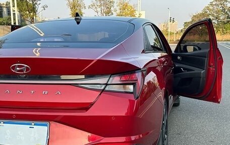 Hyundai Elantra, 2022 год, 1 430 000 рублей, 6 фотография