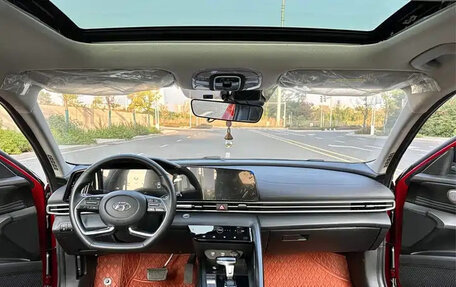 Hyundai Elantra, 2022 год, 1 430 000 рублей, 11 фотография