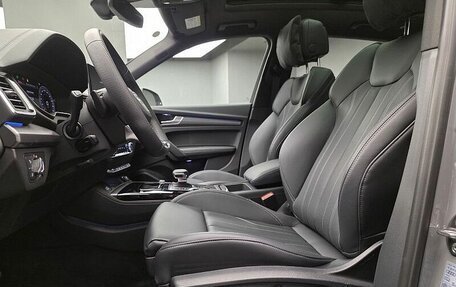 Audi Q5, 2025 год, 7 000 000 рублей, 8 фотография