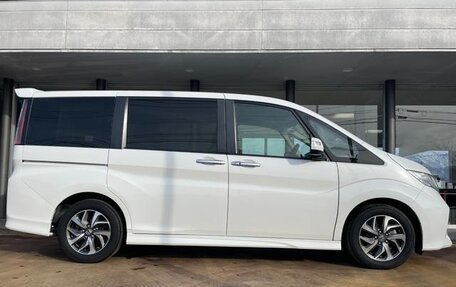 Honda Stepwgn IV, 2017 год, 1 480 001 рублей, 4 фотография