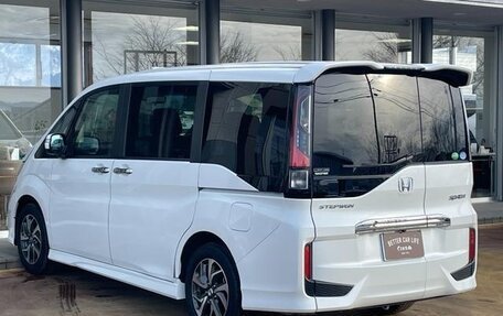 Honda Stepwgn IV, 2017 год, 1 480 001 рублей, 8 фотография