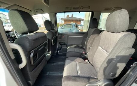 Honda Stepwgn IV, 2017 год, 1 480 001 рублей, 31 фотография