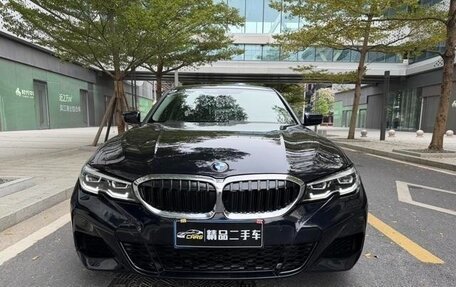 BMW 3 серия, 2021 год, 3 000 000 рублей, 2 фотография