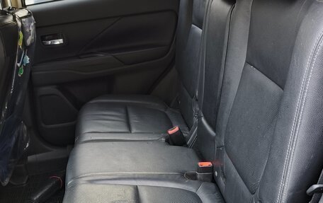 Mitsubishi Outlander III рестайлинг 3, 2012 год, 1 010 000 рублей, 9 фотография