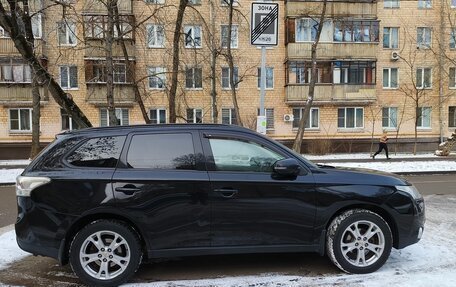 Mitsubishi Outlander III рестайлинг 3, 2012 год, 1 010 000 рублей, 5 фотография