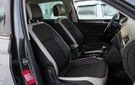 Volkswagen Tiguan II, 2021 год, 3 570 000 рублей, 8 фотография