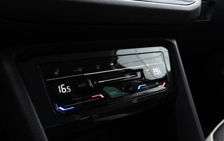 Volkswagen Tiguan II, 2021 год, 3 570 000 рублей, 18 фотография