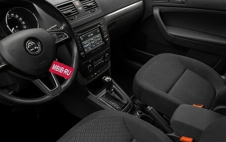 Skoda Yeti I рестайлинг, 2014 год, 1 550 000 рублей, 15 фотография