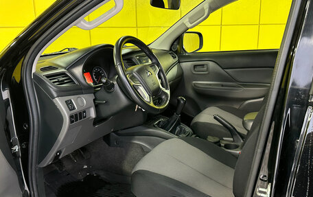 Mitsubishi L200 IV рестайлинг, 2018 год, 2 099 000 рублей, 7 фотография