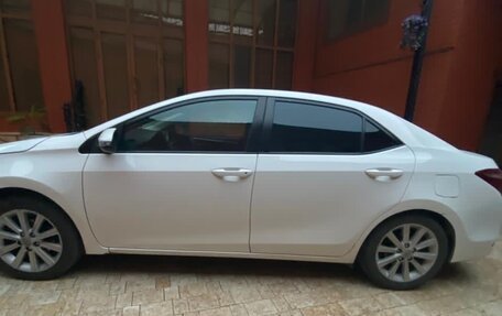 Toyota Corolla, 2014 год, 1 080 000 рублей, 8 фотография