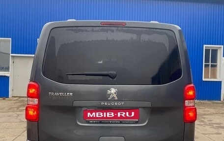 Peugeot Traveller I, 2020 год, 2 500 000 рублей, 4 фотография