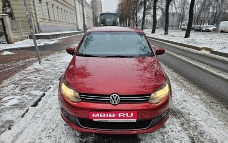 Volkswagen Polo VI (EU Market), 2015 год, 580 000 рублей, 2 фотография