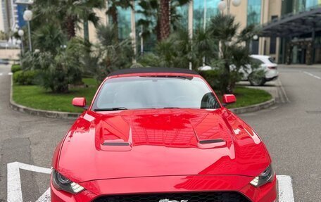 Ford Mustang VI рестайлинг, 2017 год, 3 000 000 рублей, 2 фотография