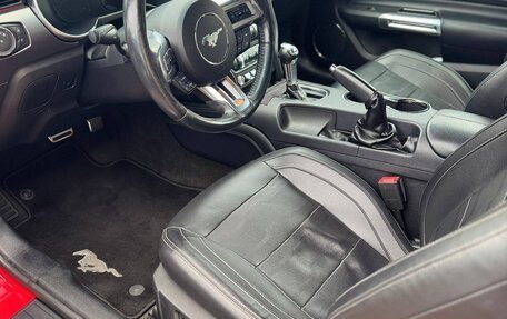 Ford Mustang VI рестайлинг, 2017 год, 3 000 000 рублей, 8 фотография