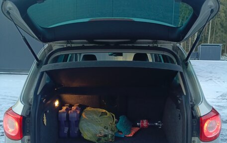 Volkswagen Tiguan I, 2011 год, 875 000 рублей, 4 фотография