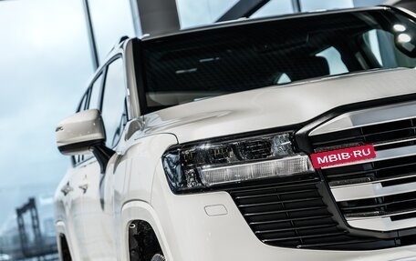 Toyota Land Cruiser, 2025 год, 13 490 000 рублей, 3 фотография